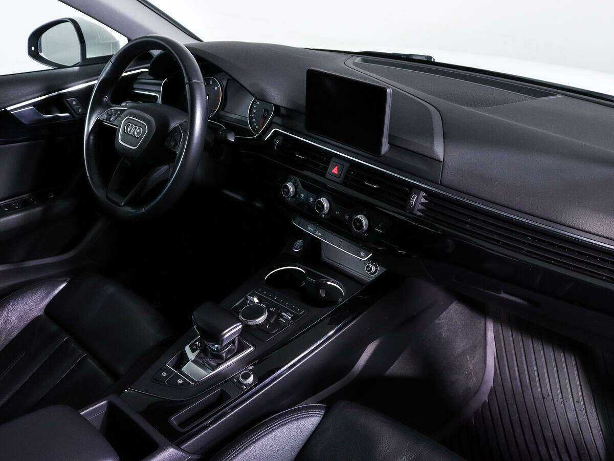 Audi A4 б/у, 2017, Роботизированная. Фото: #6