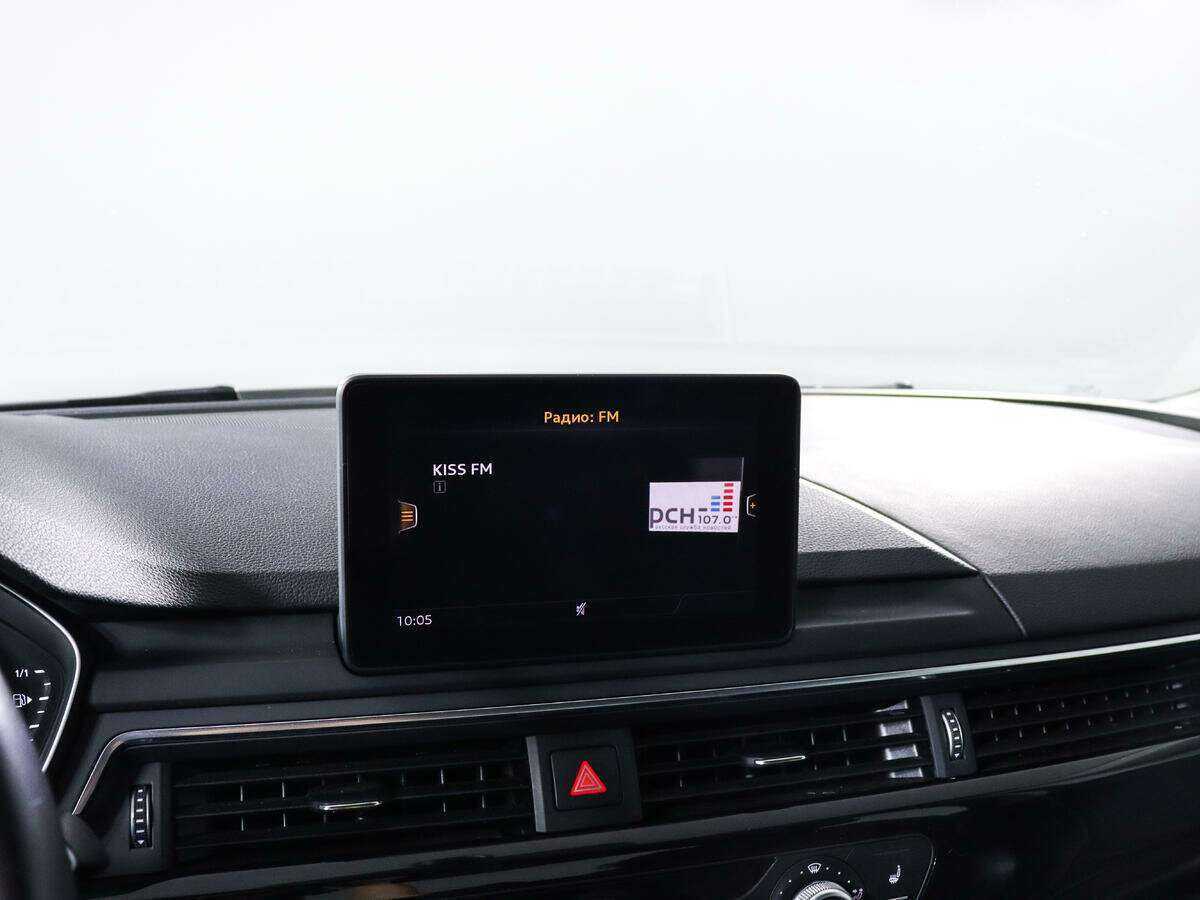 Audi A4 б/у, 2017, Роботизированная. Фото: #12