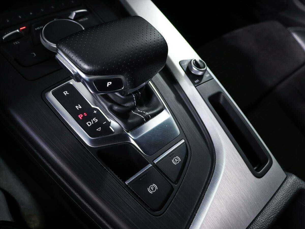 Audi A4 б/у, 2017, Роботизированная. Фото: #14