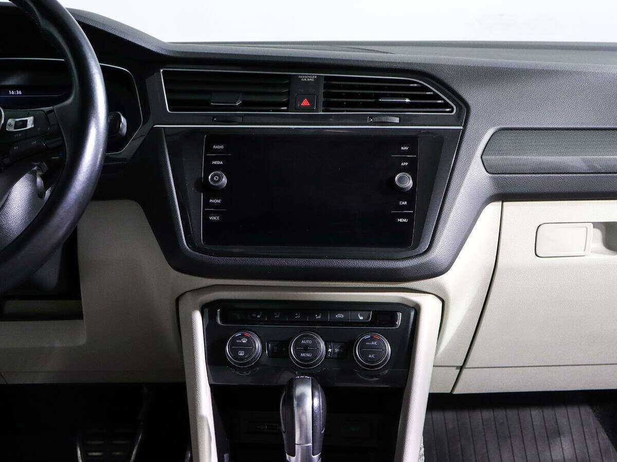 Volkswagen Tiguan б/у, 2018, Роботизированная. Фото: #12