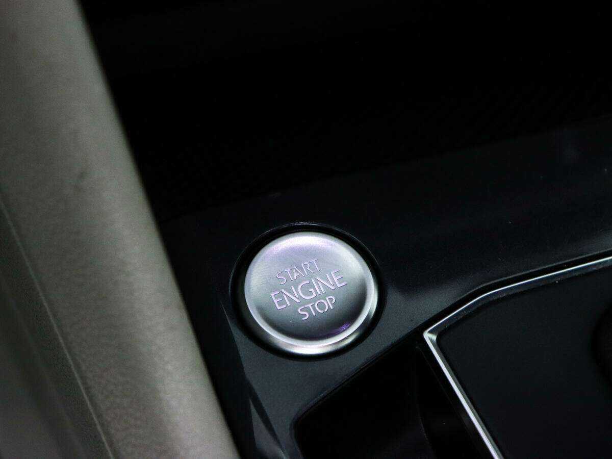 Volkswagen Tiguan б/у, 2018, Роботизированная. Фото: #19