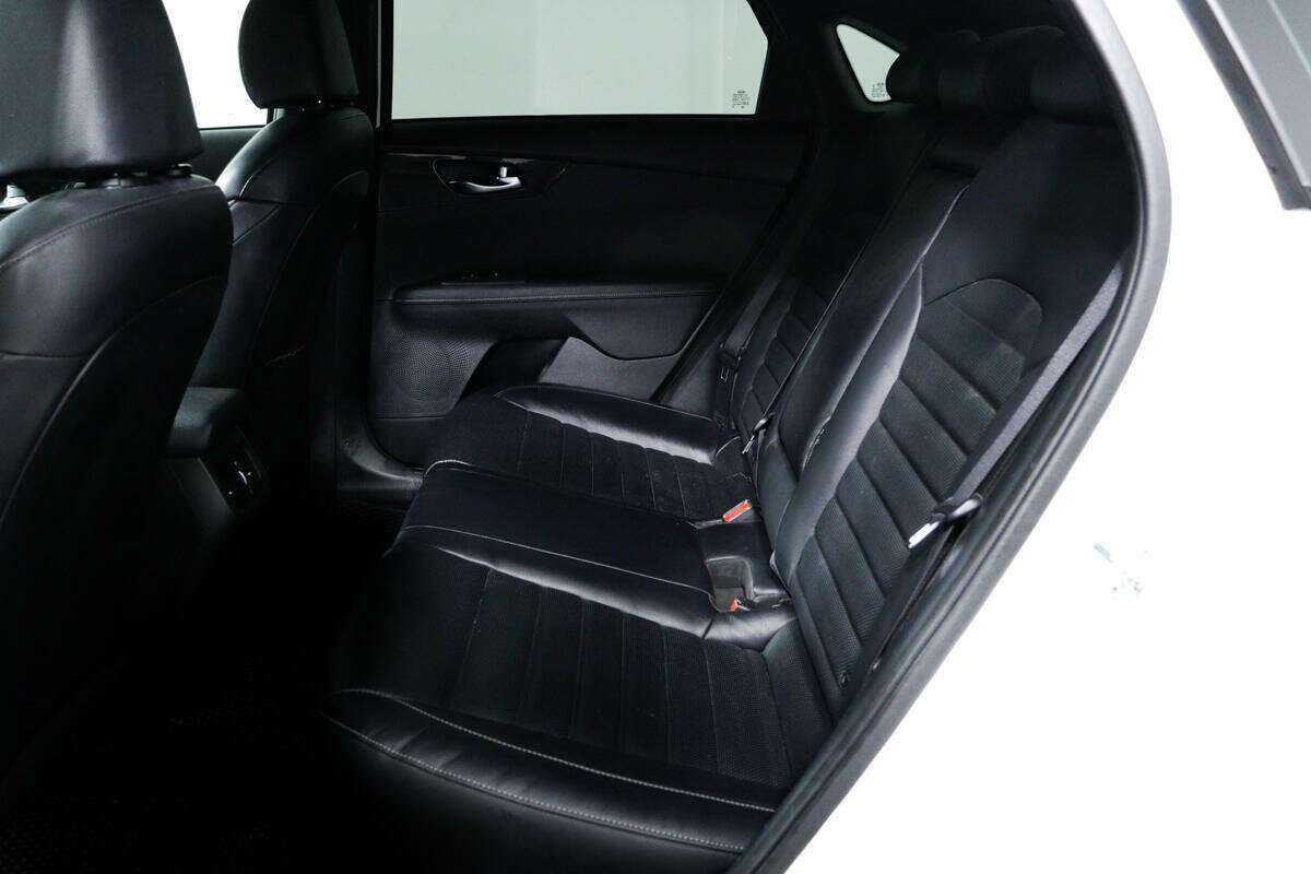 Kia Cerato б/у, 2020, Автоматическая. Фото: #11