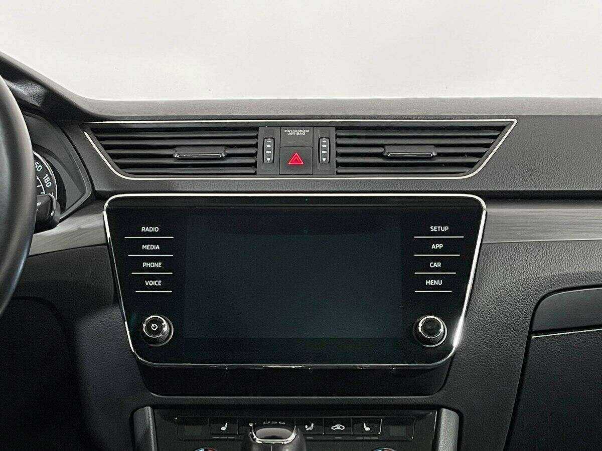 Skoda Superb б/у, 2017, Роботизированная. Фото: #10