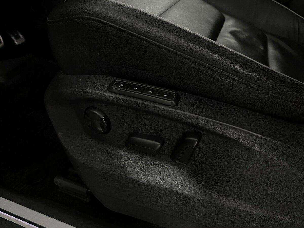 Volkswagen Tiguan б/у, 2018, Роботизированная. Фото: #11
