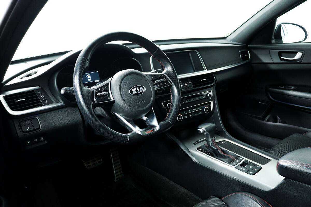 Kia Optima б/у, 2018, Автоматическая. Фото: #12
