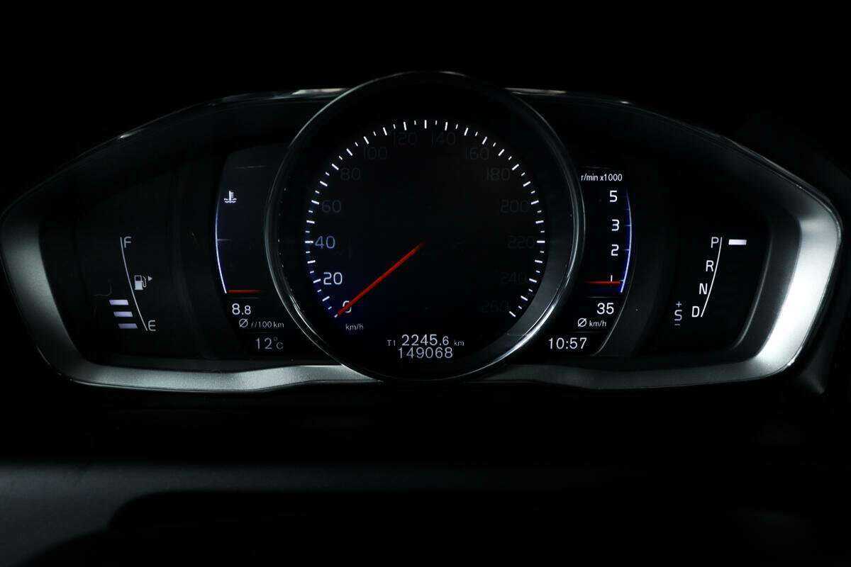 Volvo XC60 б/у, 2016, Автоматическая. Фото: #9