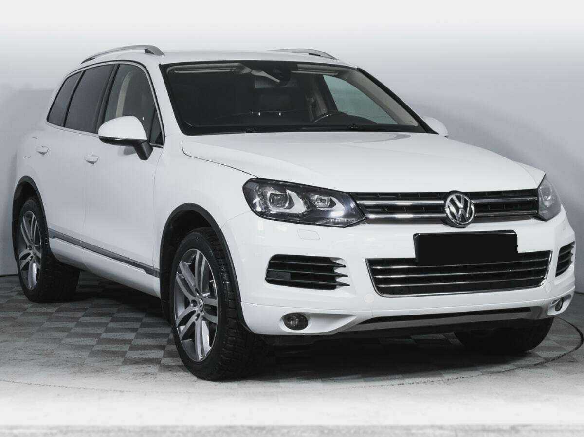 Volkswagen Touareg б/у, 2014, Автоматическая. Фото: #2