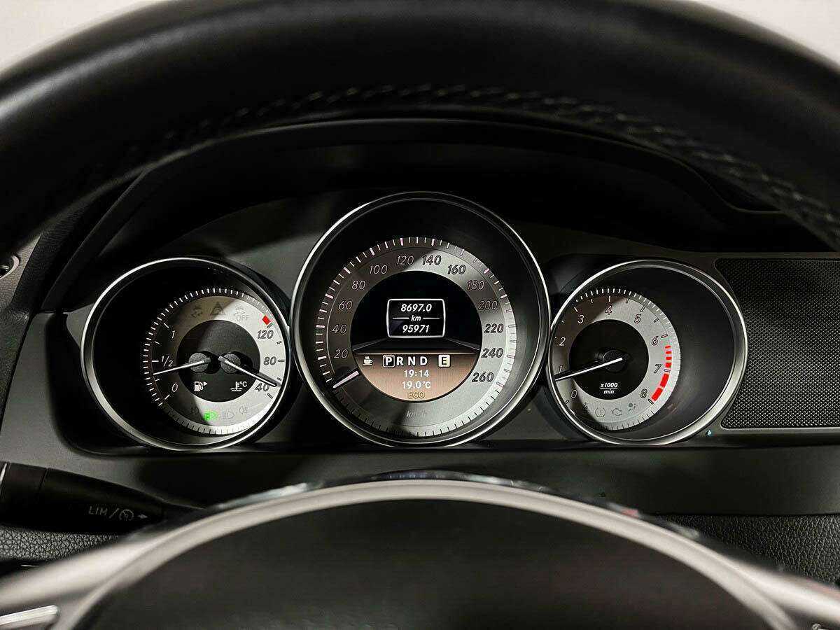 Mercedes-Benz C-Класс б/у, 2012, Автоматическая. Фото: #10