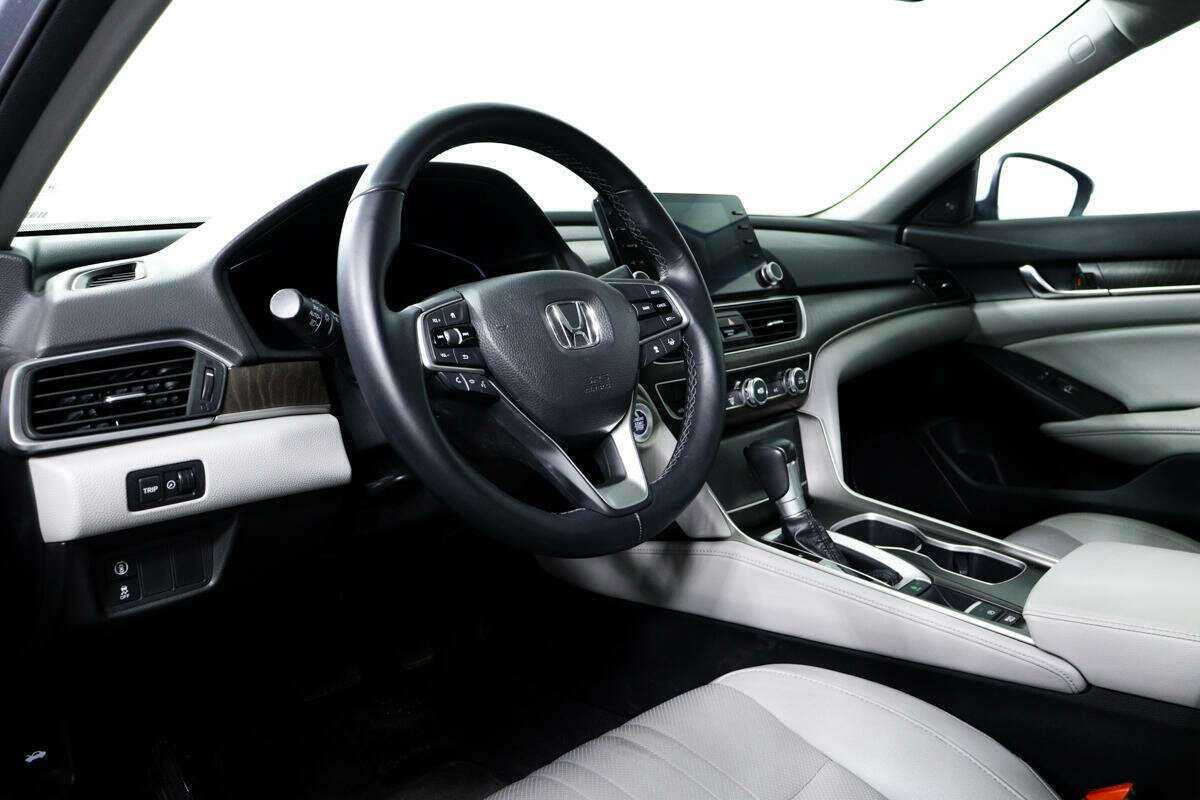 Honda Accord б/у, 2018, Вариатор. Фото: #12