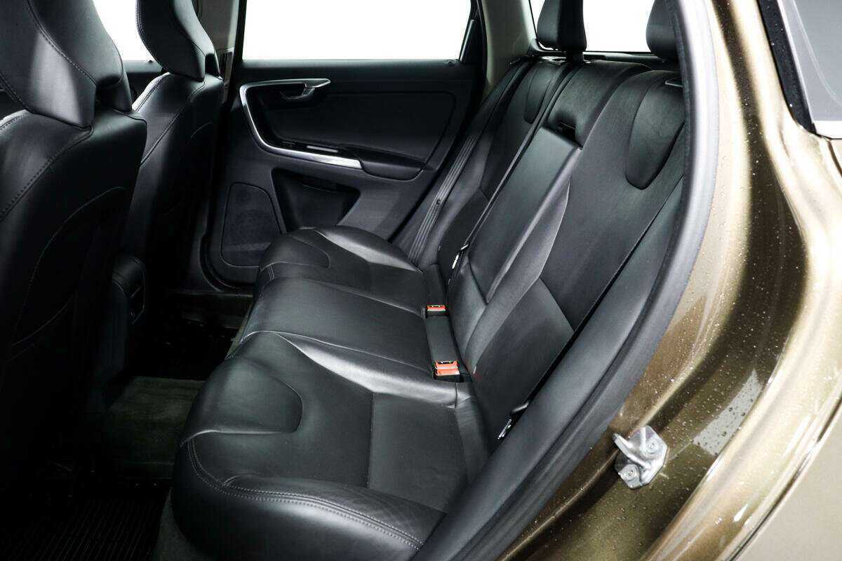 Volvo XC60 б/у, 2014, Автоматическая. Фото: #11