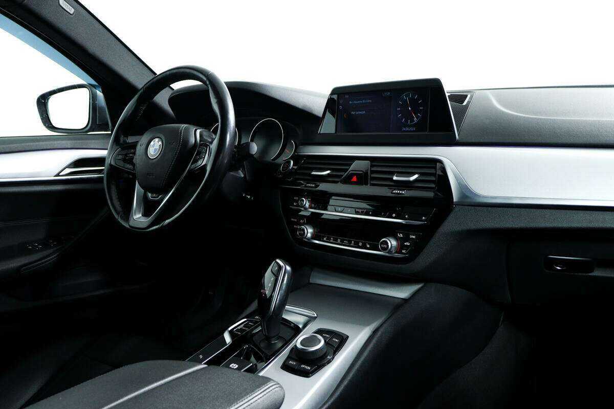 BMW 5 серии б/у, 2019, Автоматическая. Фото: #8