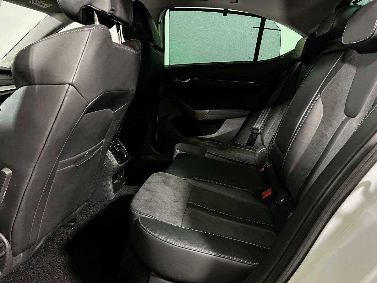 Skoda Octavia б/у, 2020, Автоматическая. Фото: #9