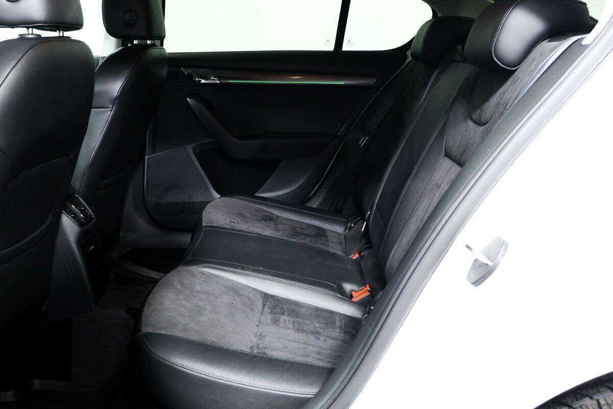 Skoda Octavia б/у, 2017, Роботизированная. Фото: #11