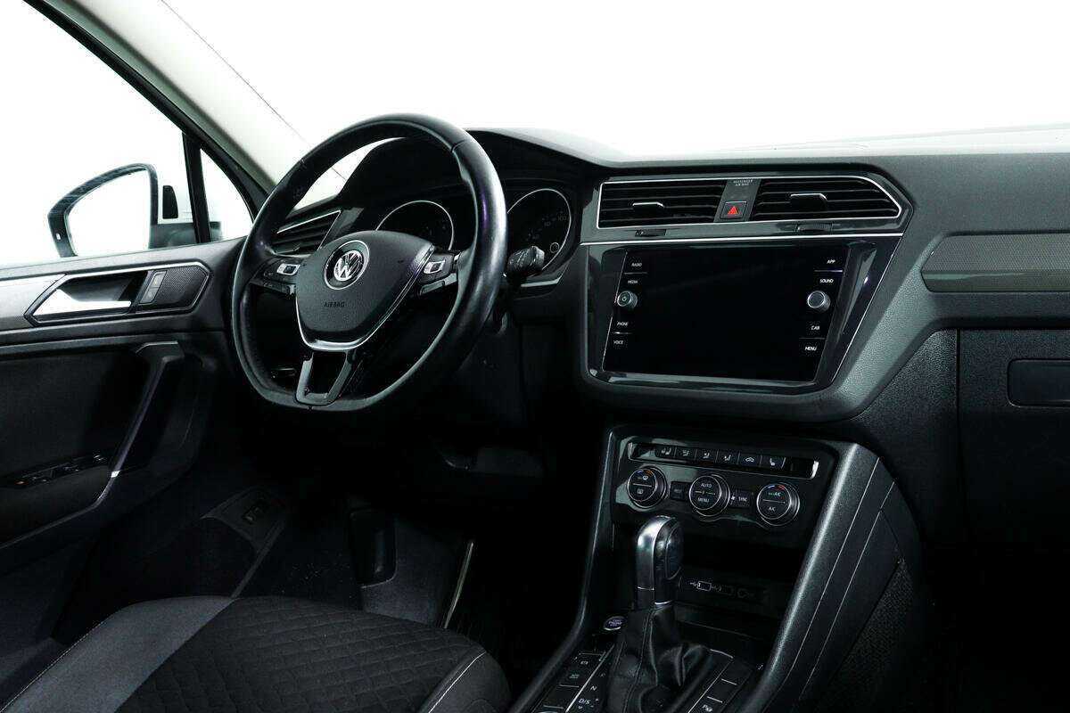 Volkswagen Tiguan б/у, 2018, Роботизированная. Фото: #7