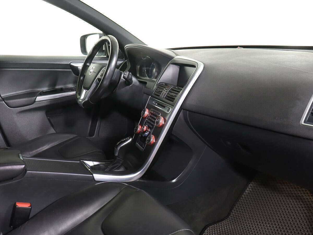 Volvo XC60 б/у, 2015, Автоматическая. Фото: #7