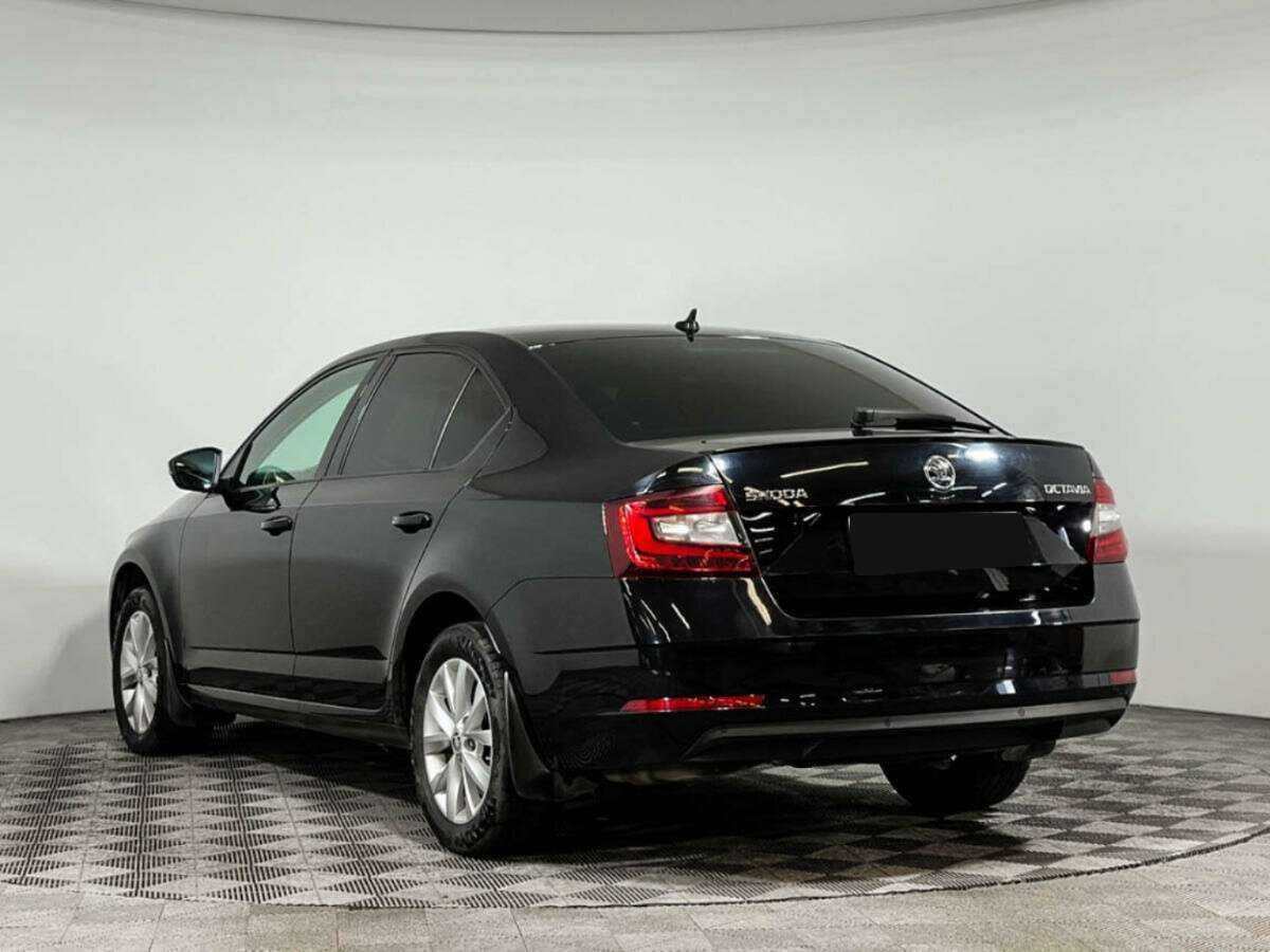 Skoda Octavia б/у, 2018, Роботизированная. Фото: #6