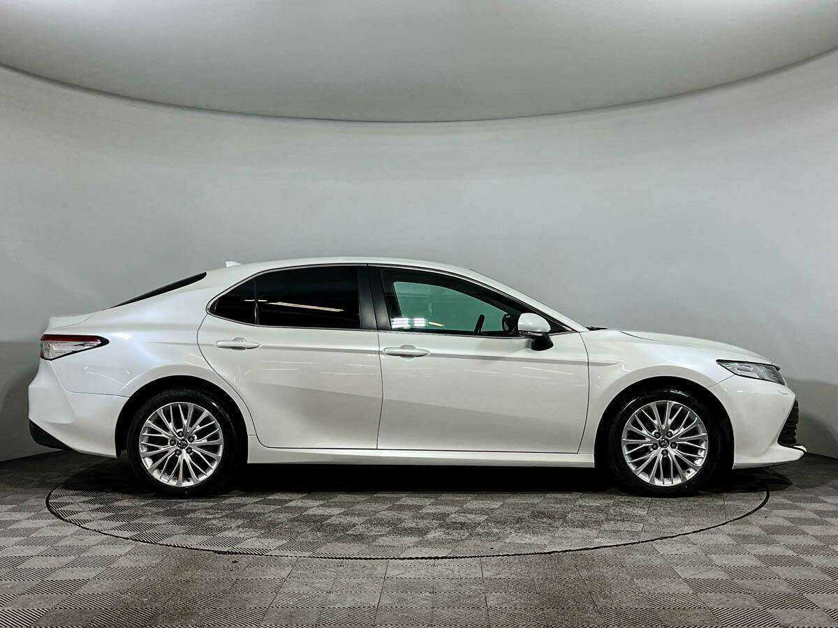 Toyota Camry б/у, 2018, Автоматическая. Фото: #3