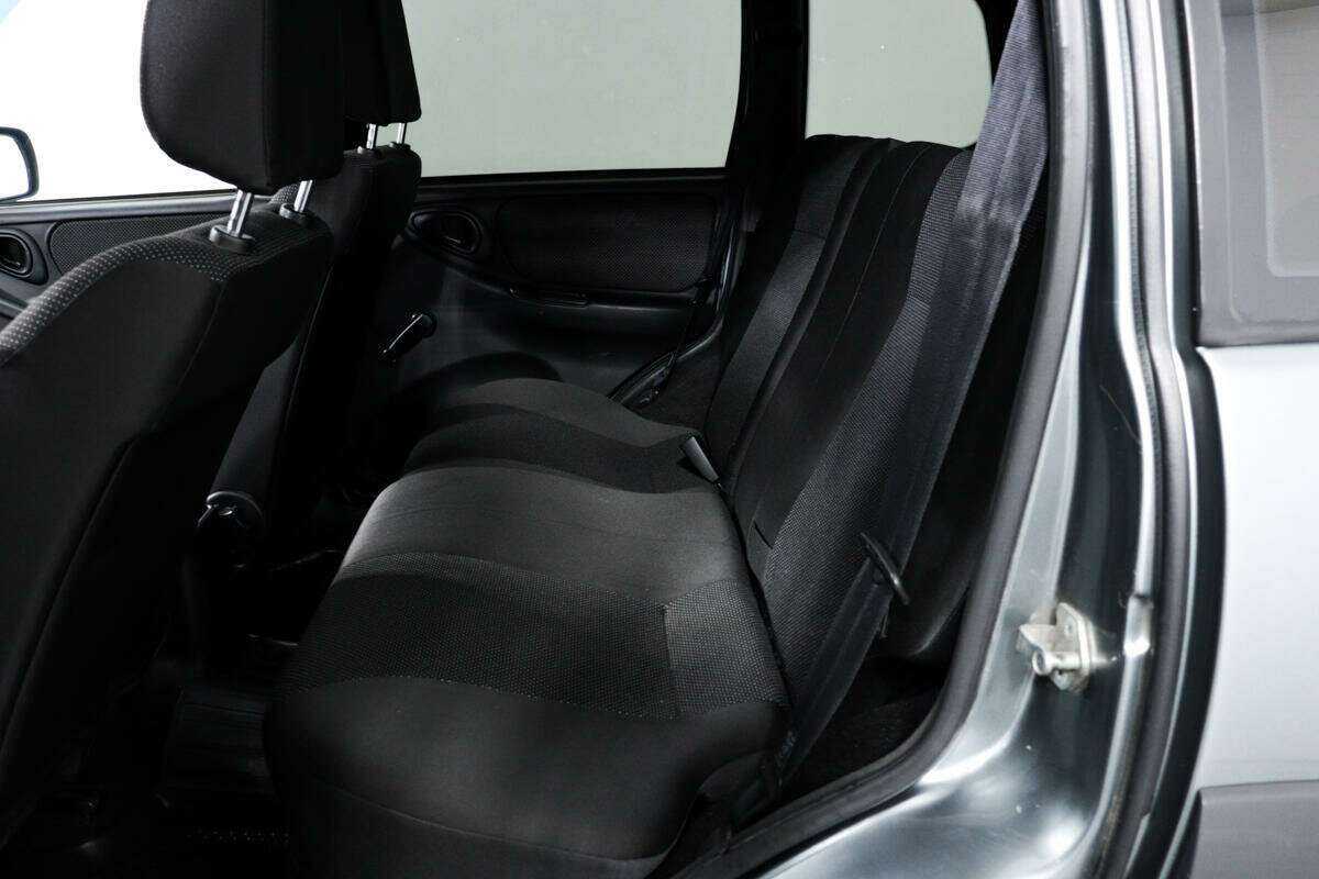 Chevrolet Niva б/у, 2014, Механическая. Фото: #11