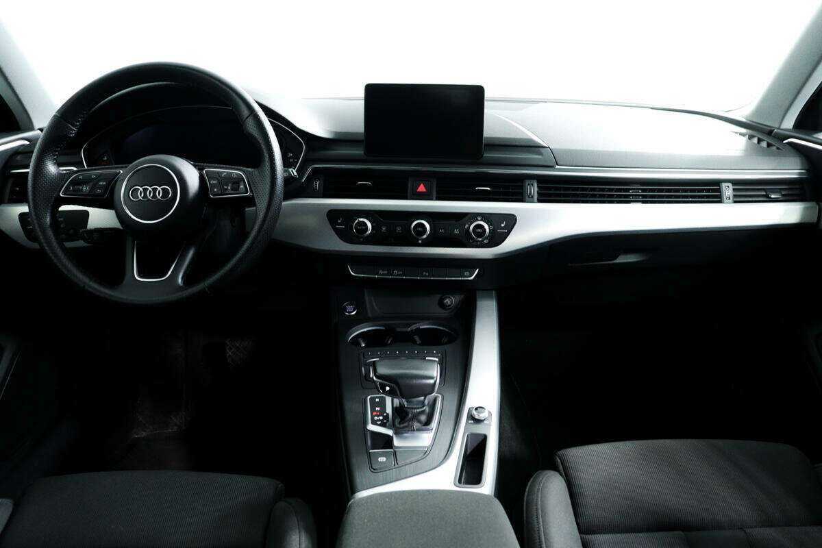 Audi A4 б/у, 2017, Роботизированная. Фото: #10