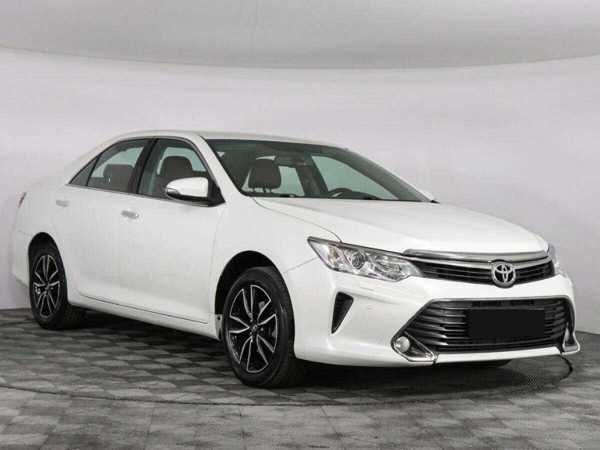 Toyota Camry б/у, 2016, Автоматическая. Фото: #2