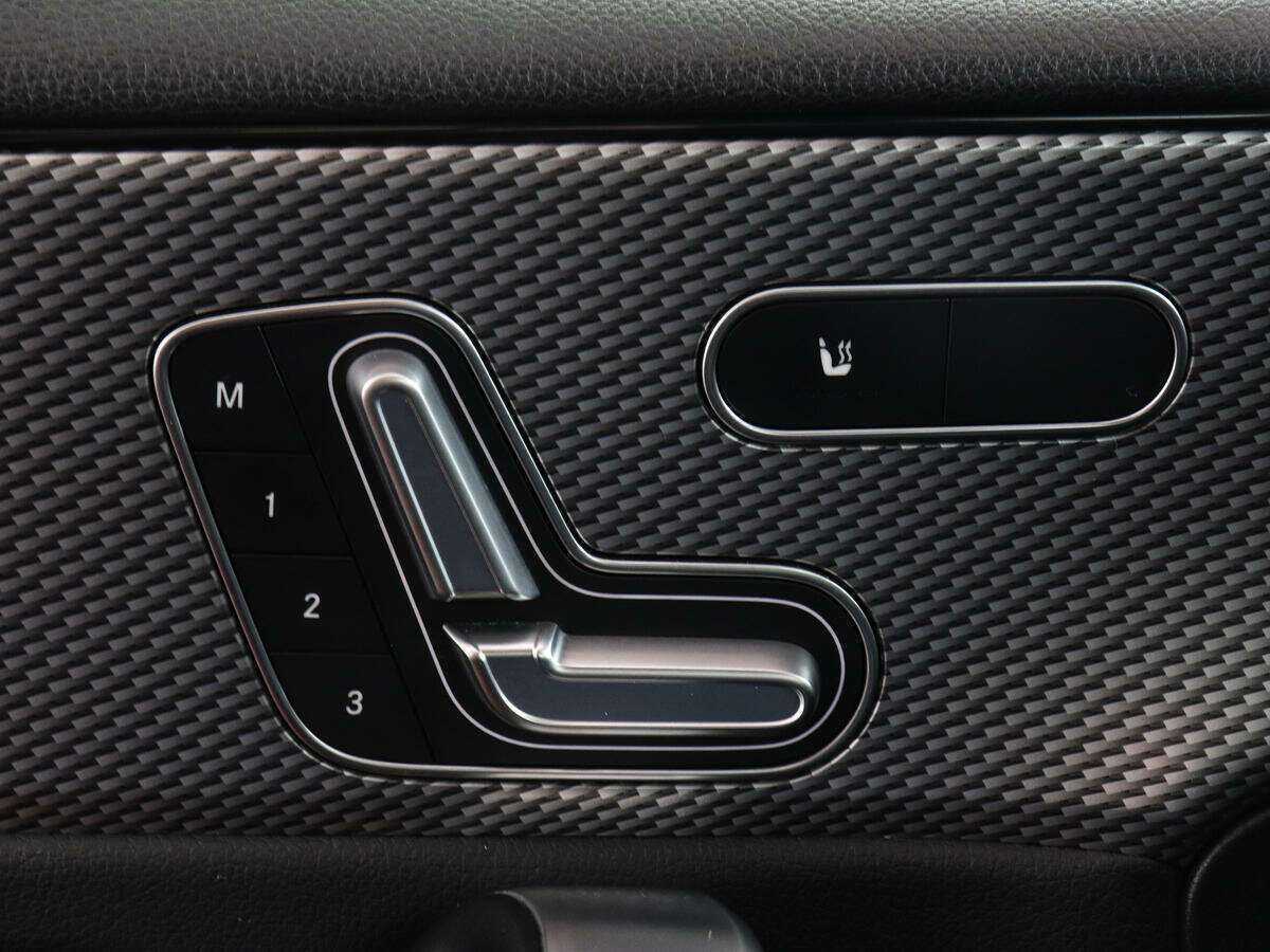 Mercedes-Benz A-Класс б/у, 2018, Роботизированная. Фото: #12