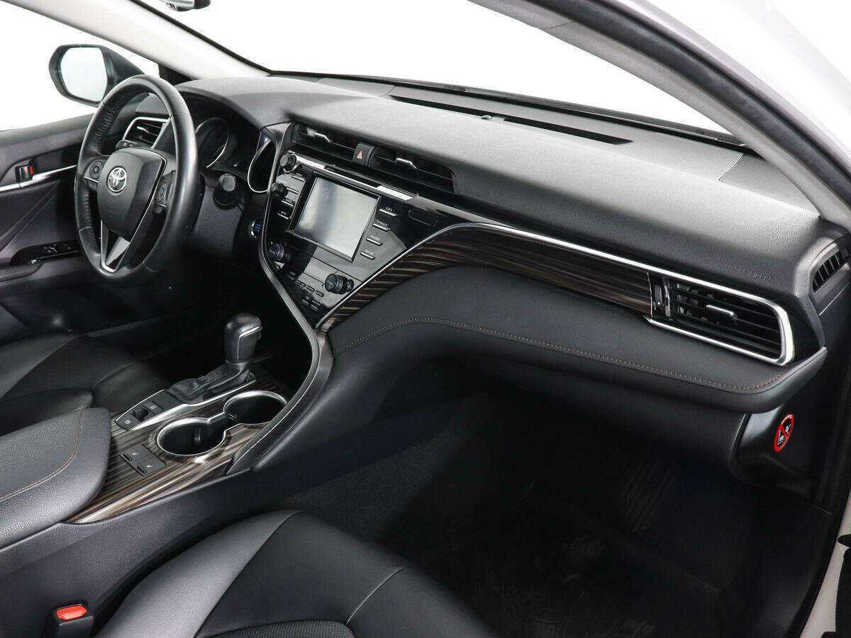 Toyota Camry б/у, 2019, Автоматическая. Фото: #8