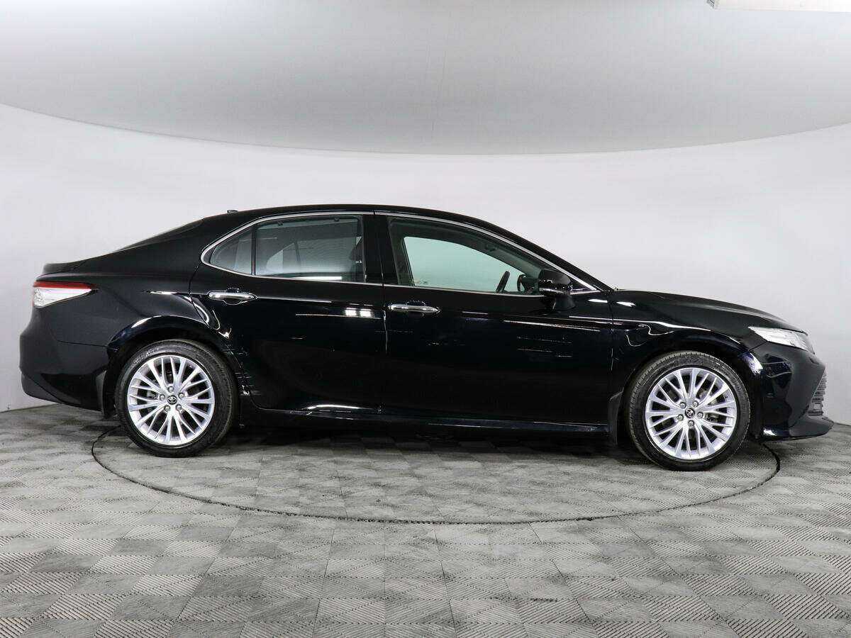 Toyota Camry б/у, 2018, Автоматическая. Фото: #3