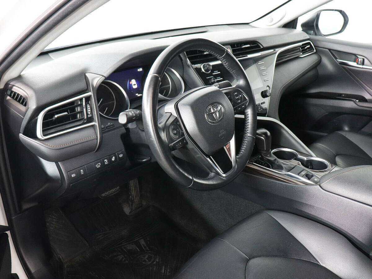 Toyota Camry б/у, 2020, Автоматическая. Фото: #7