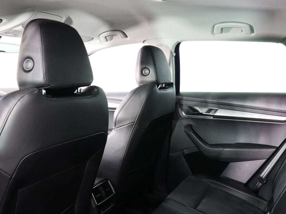 Skoda Karoq б/у, 2020, Автоматическая. Фото: #11