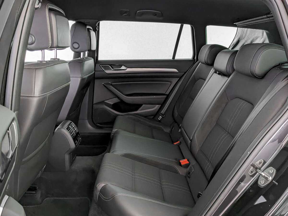 Volkswagen Passat б/у, 2018, Роботизированная. Фото: #11