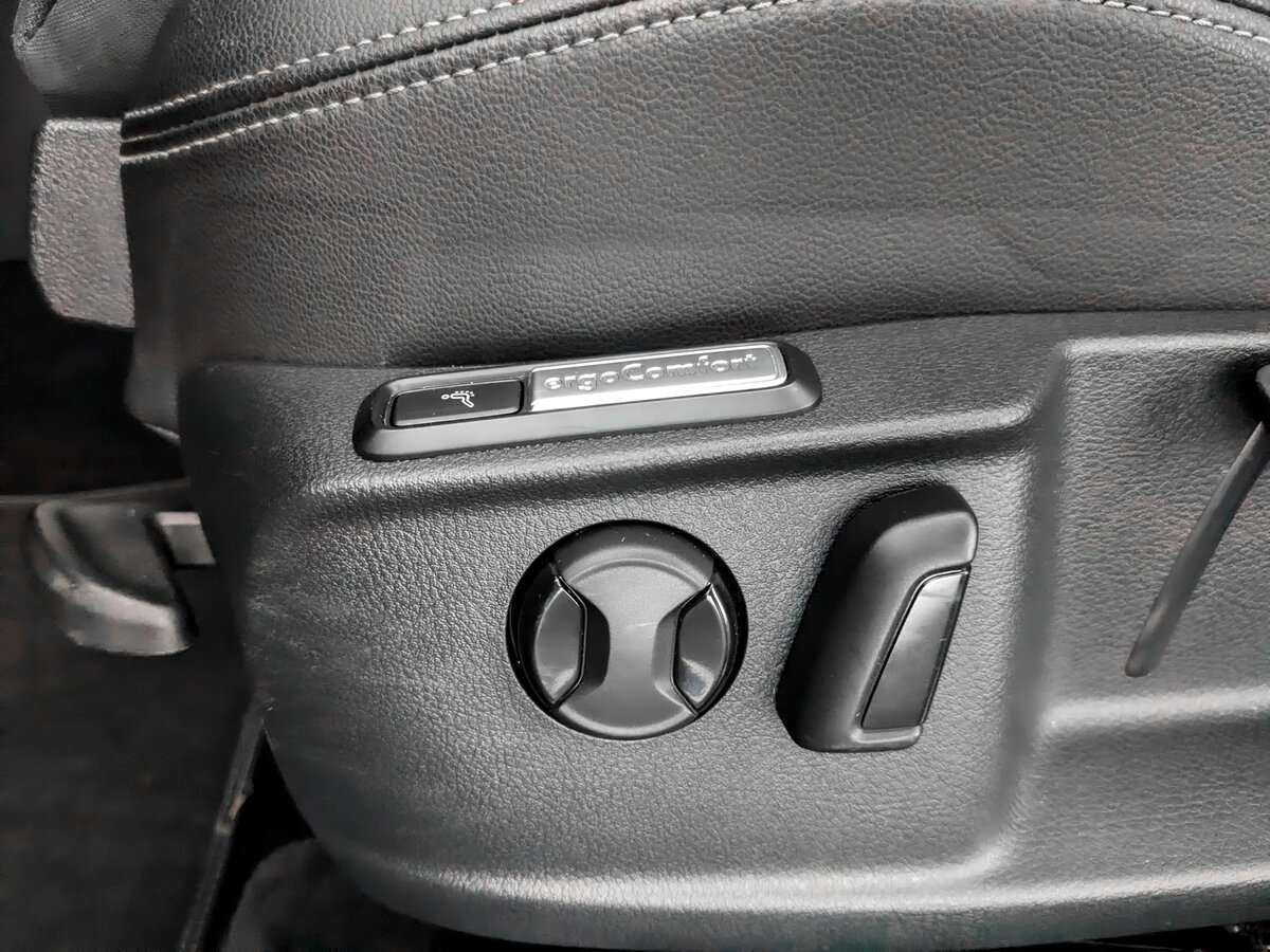 Volkswagen Passat б/у, 2018, Роботизированная. Фото: #20