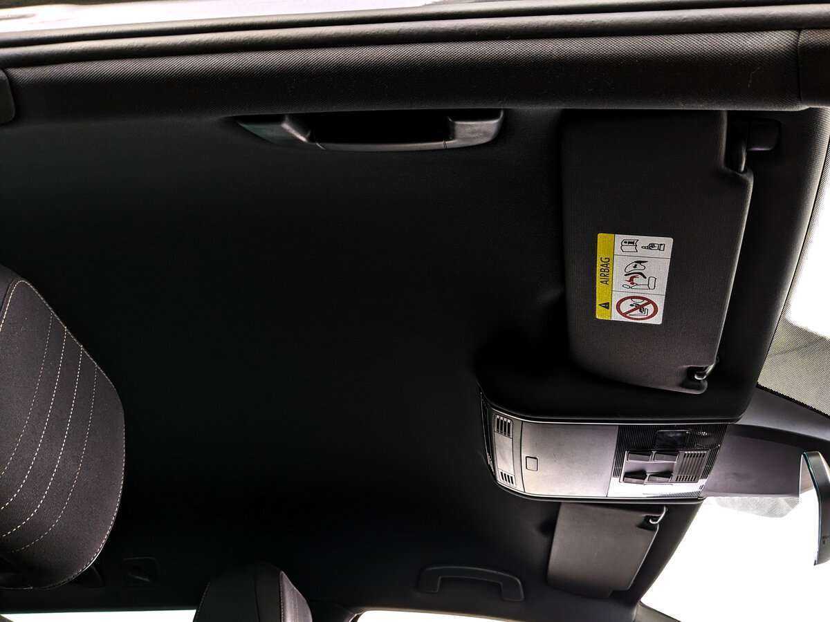 Volkswagen Passat б/у, 2018, Роботизированная. Фото: #23