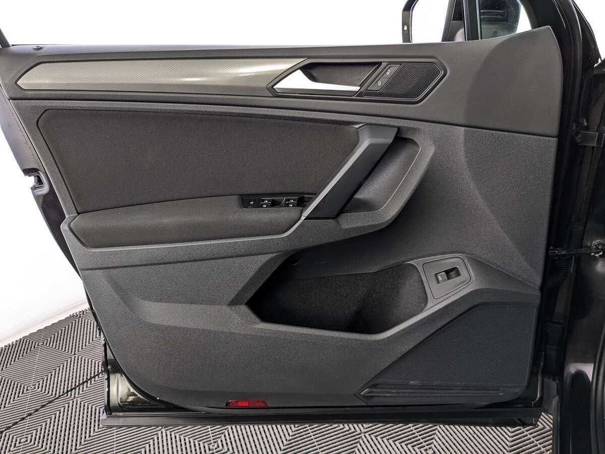 Volkswagen Tiguan б/у, 2019, Роботизированная. Фото: #17