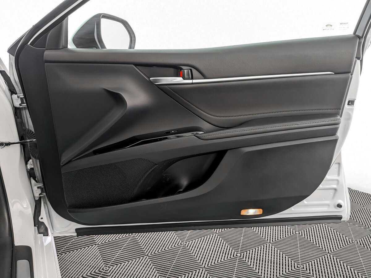 Toyota Camry б/у, 2019, Автоматическая. Фото: #24
