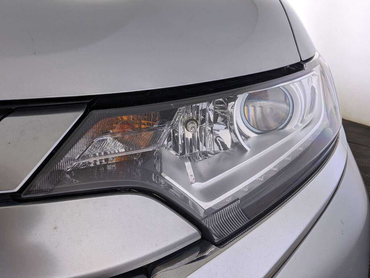 Mitsubishi Outlander б/у, 2020, Вариатор. Фото: #10