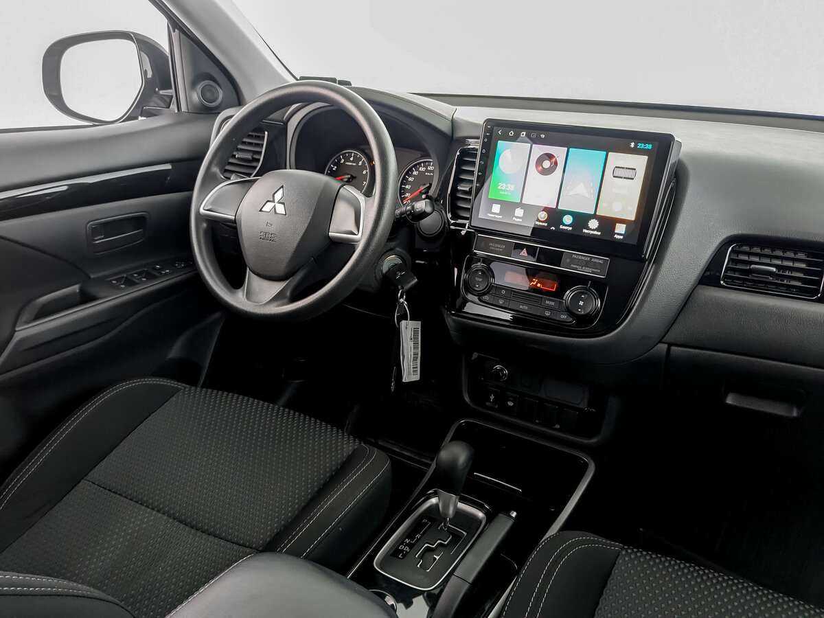 Mitsubishi Outlander б/у, 2019, Вариатор. Фото: #21