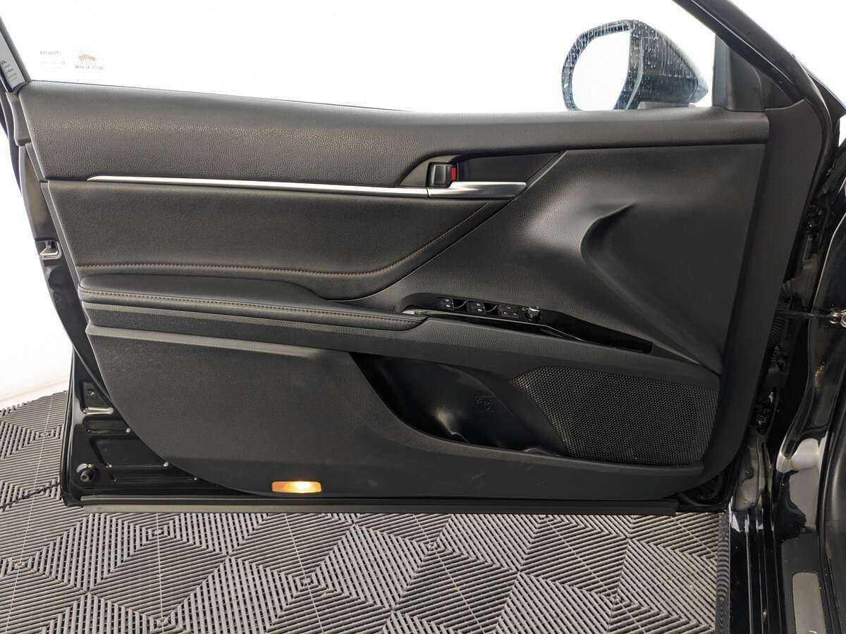 Toyota Camry б/у, 2019, Автоматическая. Фото: #14