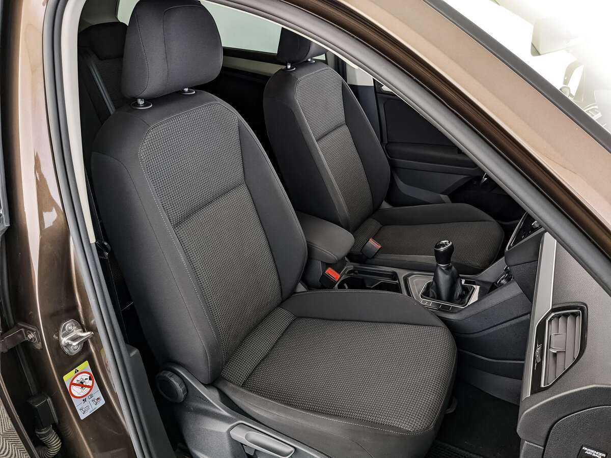 Volkswagen Tiguan б/у, 2020, Механическая. Фото: #21