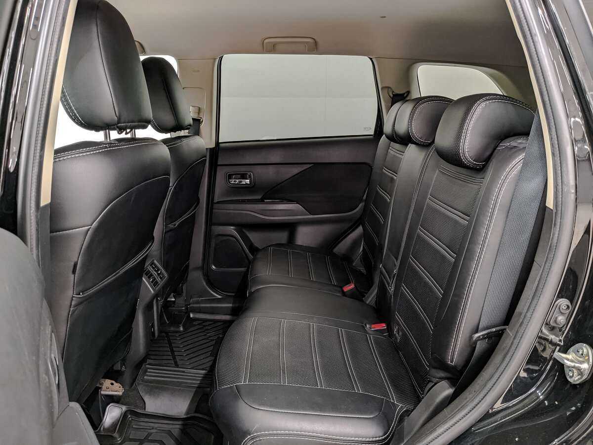 Mitsubishi Outlander б/у, 2020, Вариатор. Фото: #13