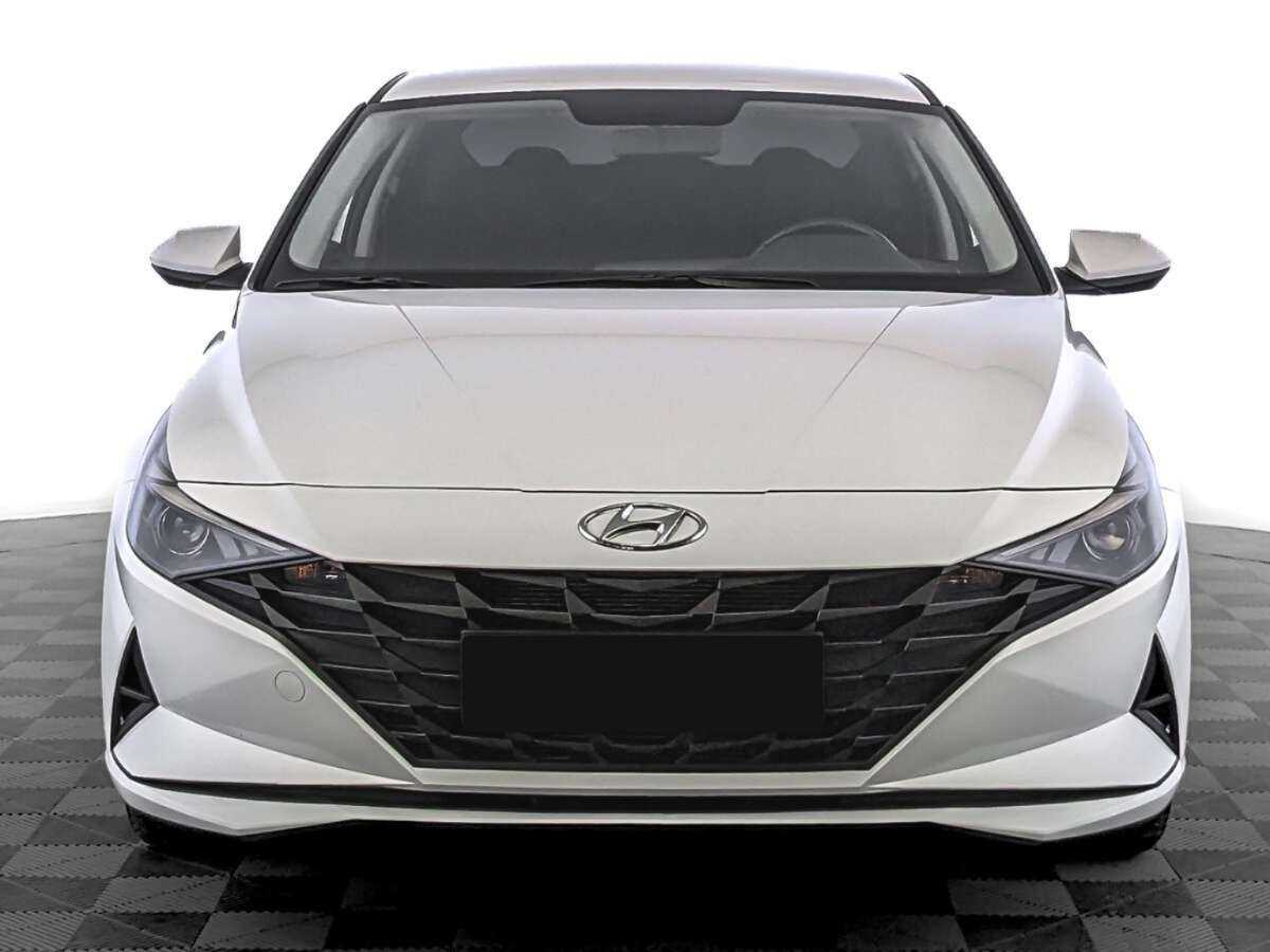 Hyundai Elantra б/у, 2022, Автоматическая. Фото: #1