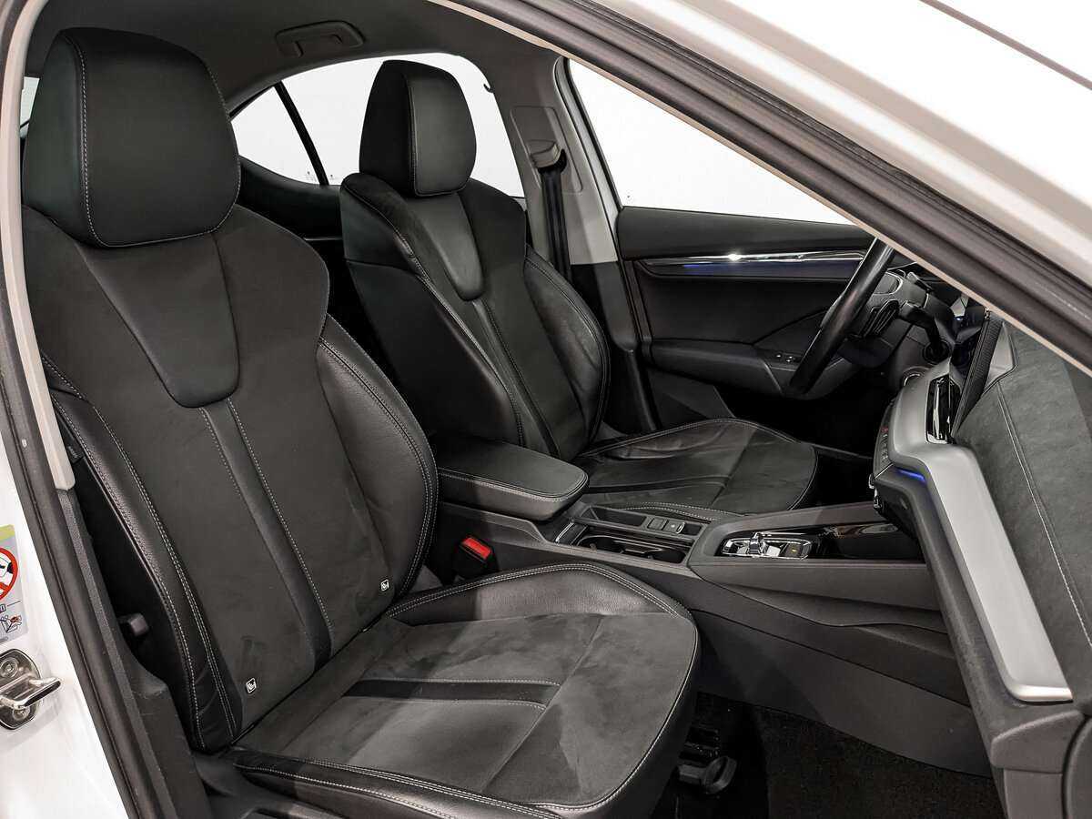 Skoda Octavia б/у, 2021, Автоматическая. Фото: #17