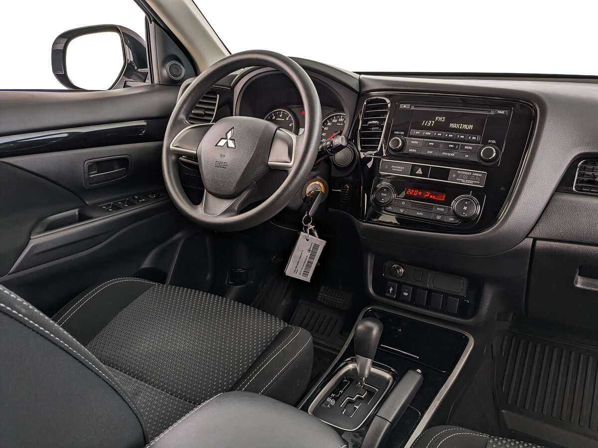 Mitsubishi Outlander б/у, 2019, Вариатор. Фото: #21