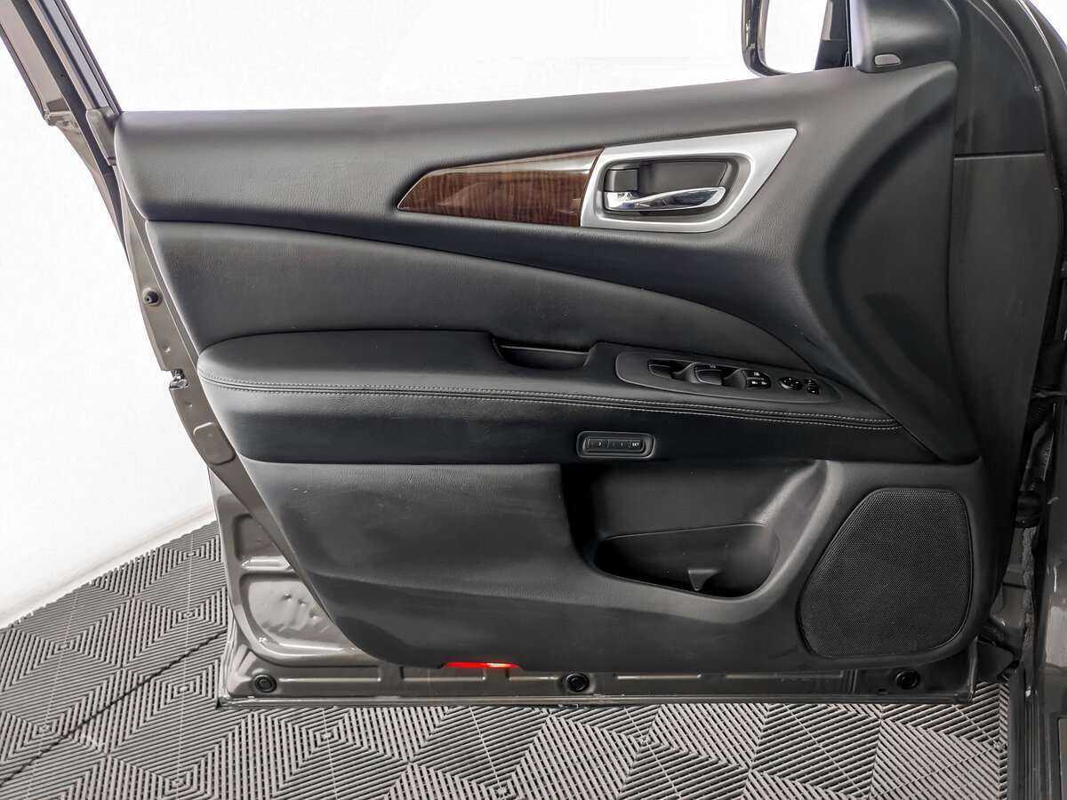 Nissan Pathfinder б/у, 2016, Вариатор. Фото: #14