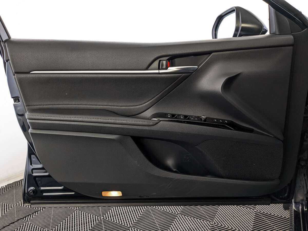 Toyota Camry б/у, 2018, Автоматическая. Фото: #14