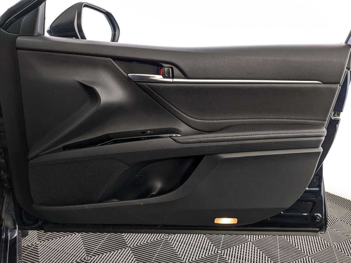 Toyota Camry б/у, 2018, Автоматическая. Фото: #20