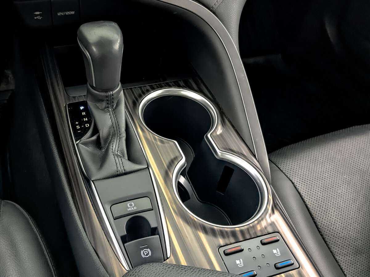 Toyota Camry б/у, 2018, Автоматическая. Фото: #21