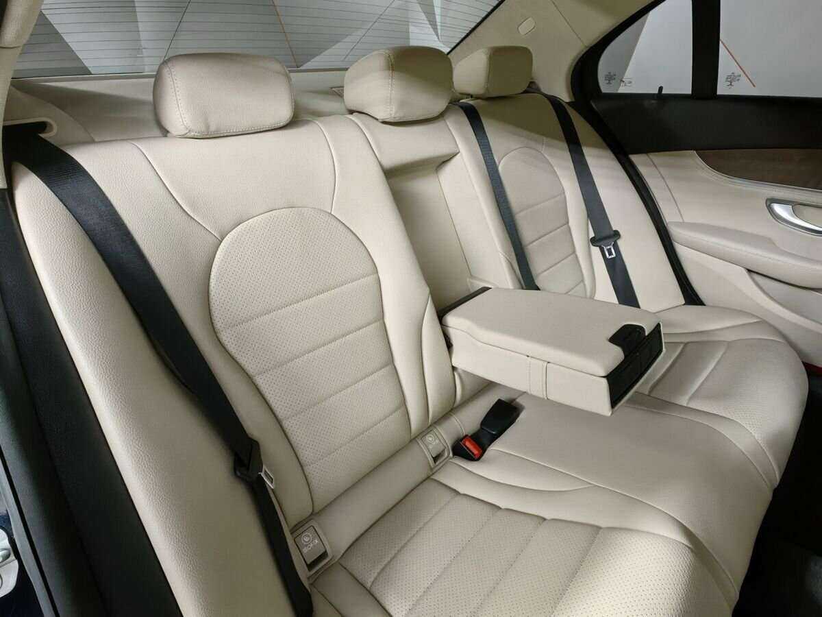 Mercedes-Benz C-Класс б/у, 2015, Автоматическая. Фото: #12