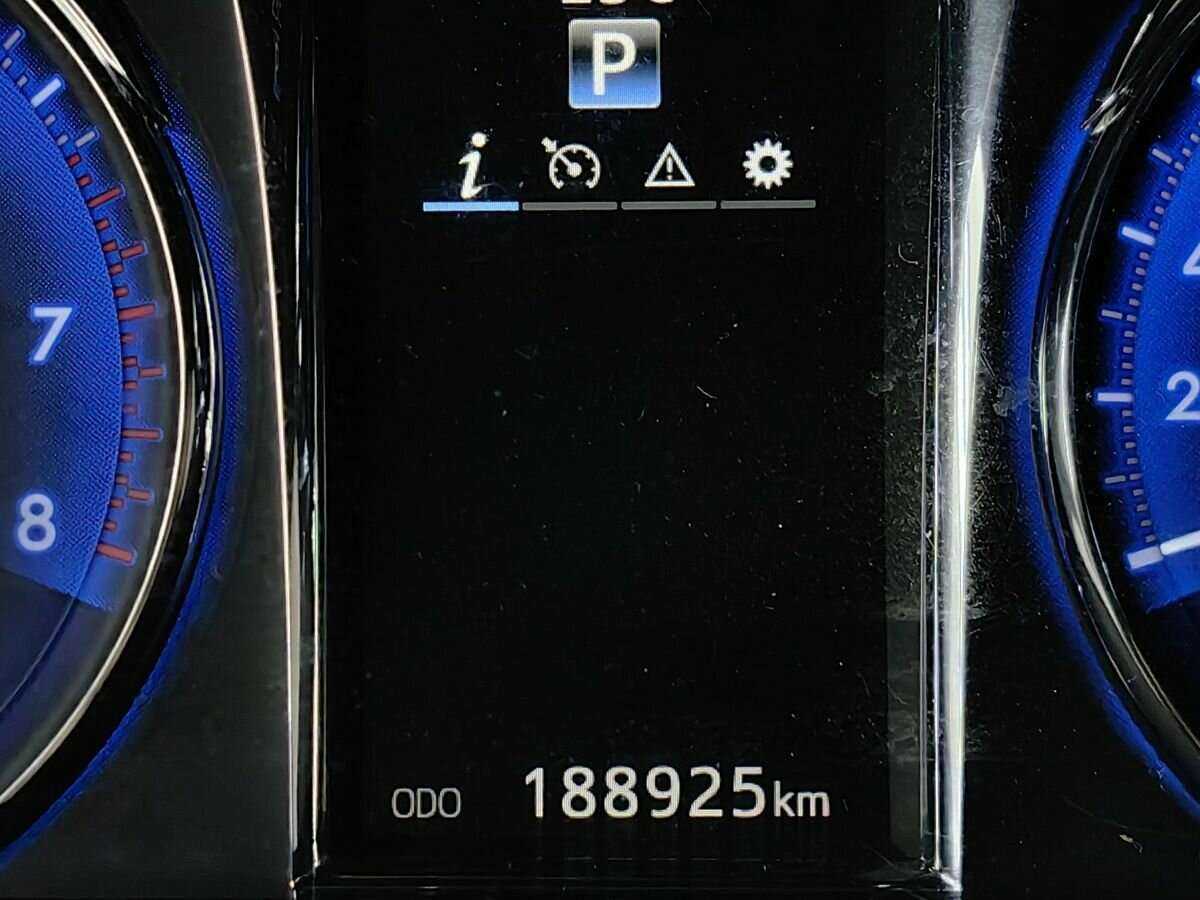 Toyota Camry б/у, 2017, Автоматическая. Фото: #13