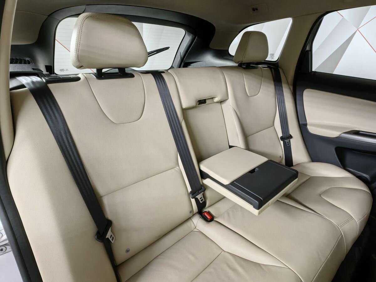 Volvo XC60 б/у, 2014, Автоматическая. Фото: #12