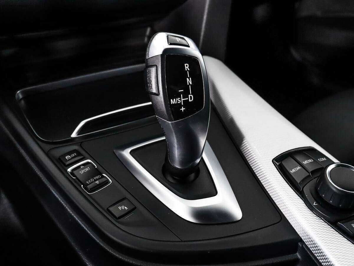 BMW 3 серии б/у, 2018, Автоматическая. Фото: #9